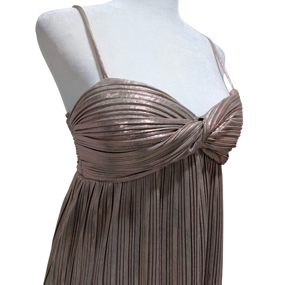 Seni & Cade Juniors' Rose Gold Metallic Pleated Knot Front Babydoll Prom Dress - Picture 4 of 16